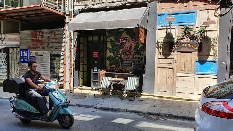 Böcek - Kadıköy