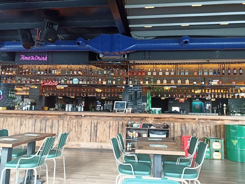 Fil Bira Bahçesi - Kadıköy