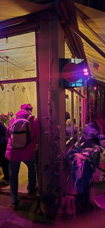 İkarus Coffee House - Kadıköy