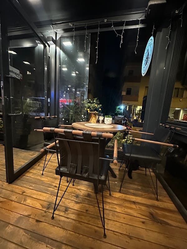 The Badger Coffee & Dessert - Kadıköy