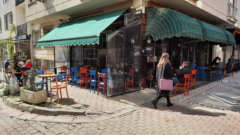 Tosbağa Cafe - Kadıköy
